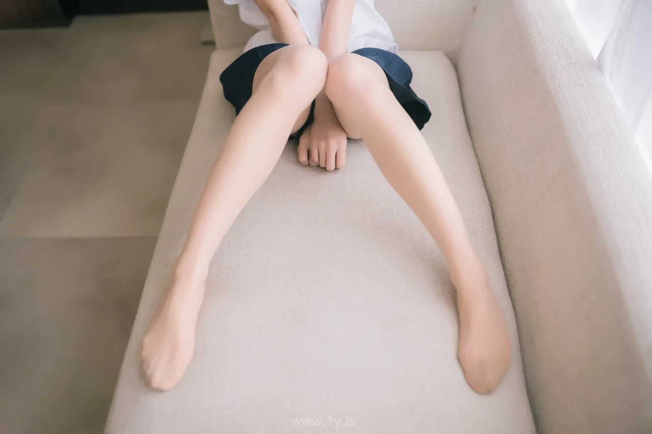 绮太郎 JK小姐姐